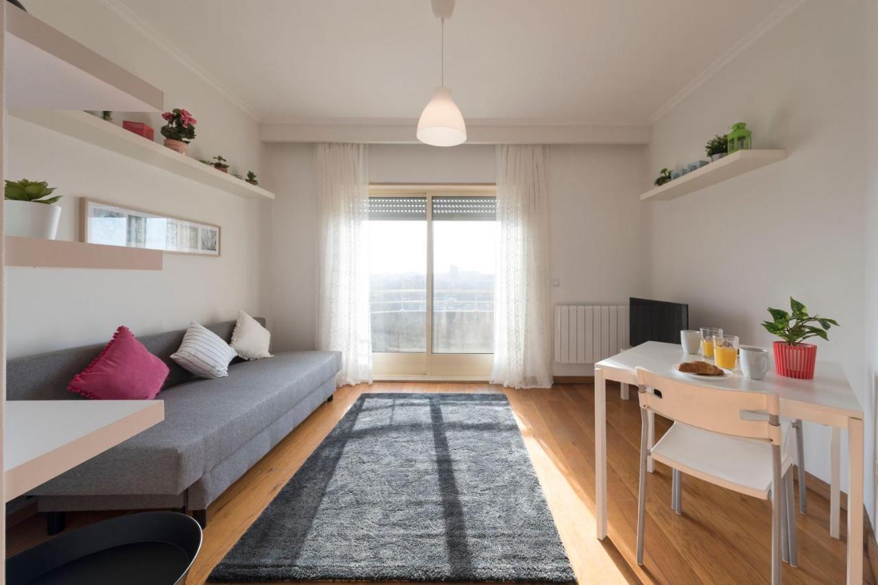 Lovelystay - 1Br Flat With Stunning Views Over Porto Vila Nova de Gaia Eksteriør bilde