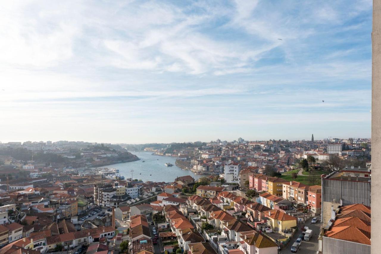 Lovelystay - 1Br Flat With Stunning Views Over Porto Vila Nova de Gaia Eksteriør bilde